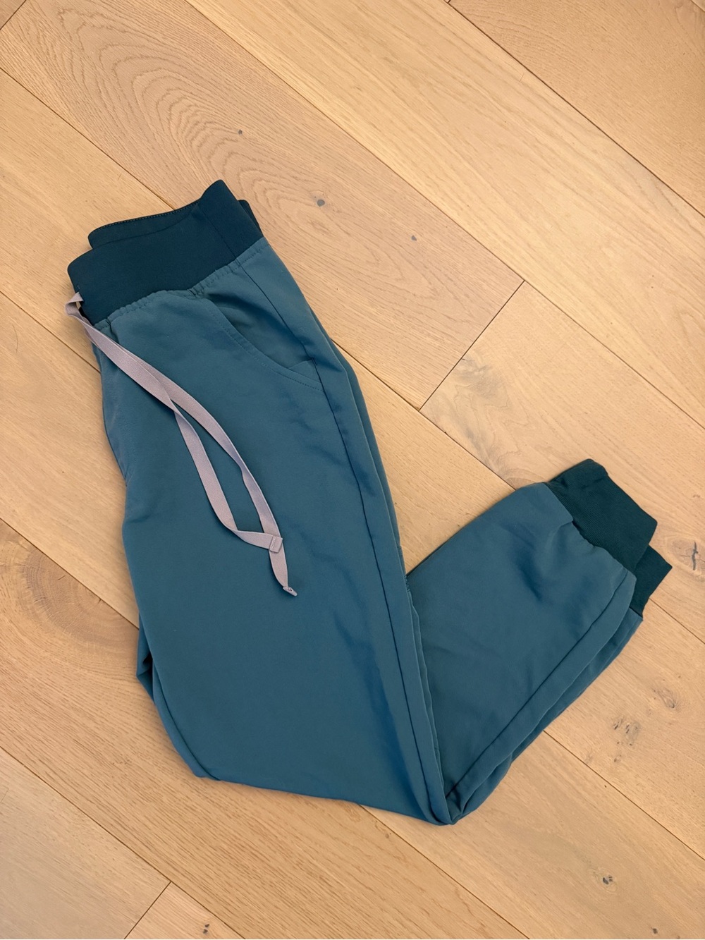 Figs Hydrogreen Zamora High Waisted - XS petite Jogger Scrub Pants
